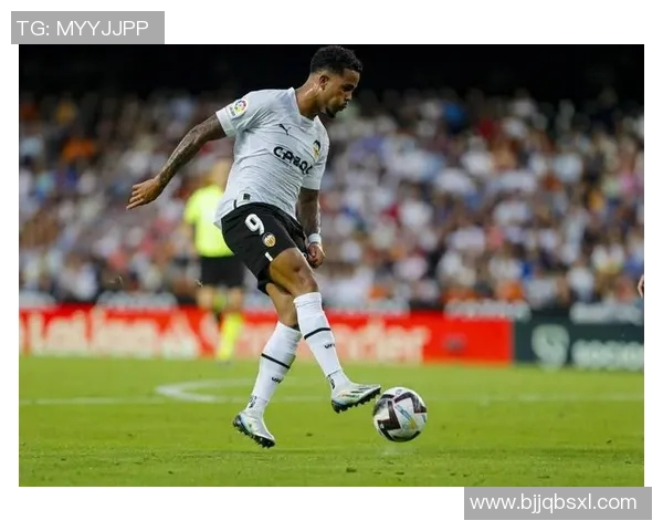 卢高对阵桑坦德竞技的精彩较量分析与赛前展望 卢高对阵桑坦德竞技的精彩较量分析与赛前展望